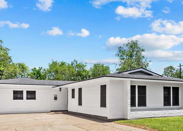 Property at 1205 E Widhelm, Beeville, TX 78102, 4 beds, 2 baths