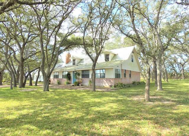 Property at 2588 Carr Rd, Beeville, TX 78102, 3 beds, 2.5 baths