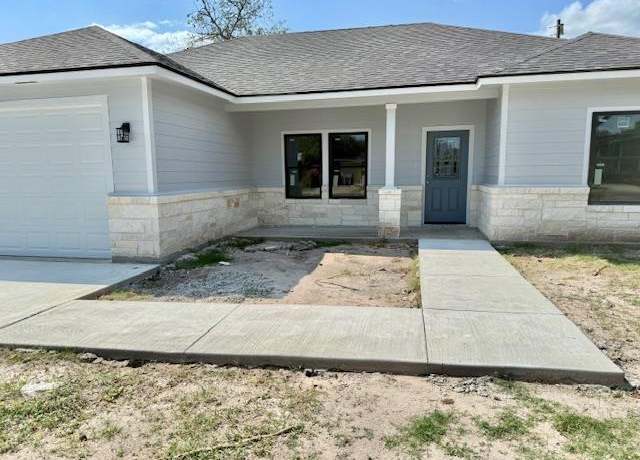 Property at 1207 E Widhelm, Beeville, TX 78102, 3 beds, 2 baths