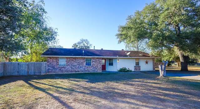 Photo of 219 N Damron St, Tuleta, TX 78162