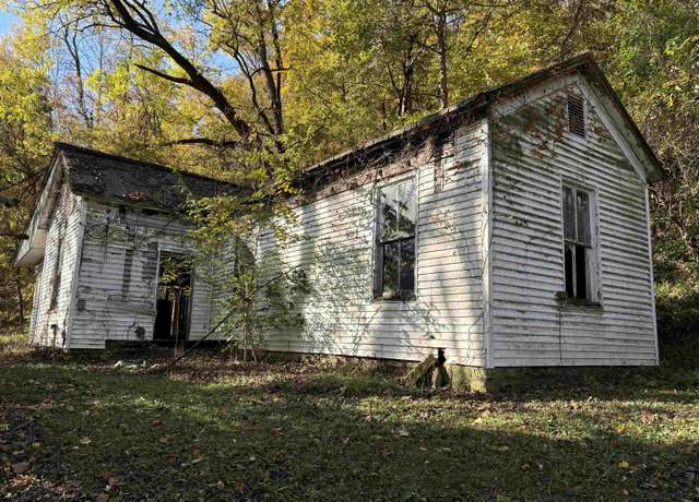 Property at 213 Spring Hill St, Connersville, IN 47331, 2 beds, 1 bath