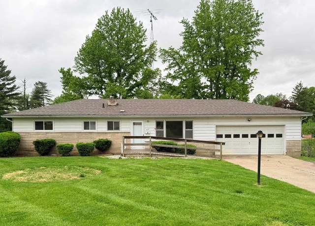 Property at 431 Sunset Ave, Connersville, IN 47331, 3 beds, 1 bath