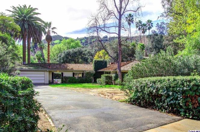 Swingers in la canada flintridge california Discover California Swingers Around You,