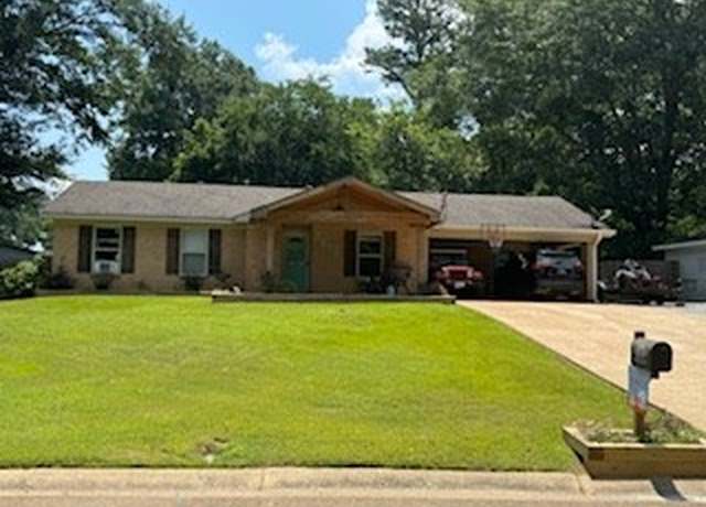 Property at Undisclosed address, Grenada, MS 38901, 4 beds, 2 baths