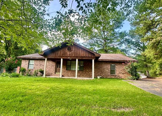 Property at Undisclosed address, Grenada, MS 38901, 3 beds, 2 baths