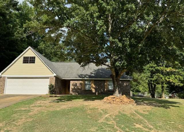 Property at Undisclosed address, Grenada, MS 38901, 4 beds, 2.5 baths