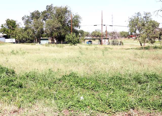 Property at 808 W Oklahoma Ave, Sweetwater, TX 79556