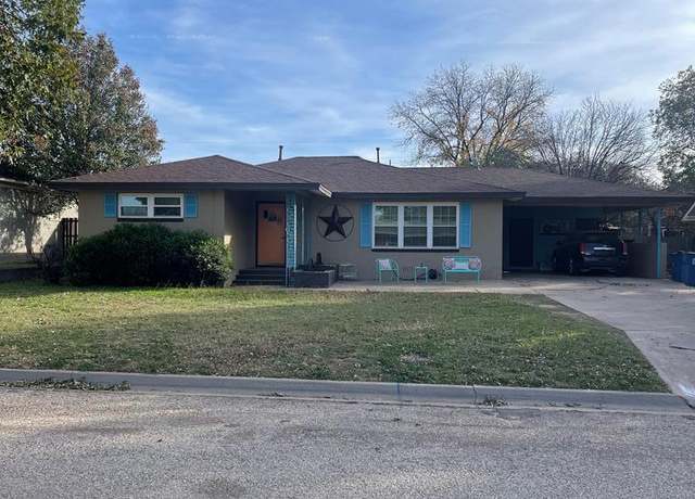 Property at 1300 Grand Ave, Sweetwater, TX 79556, 3 beds, 1.5 baths