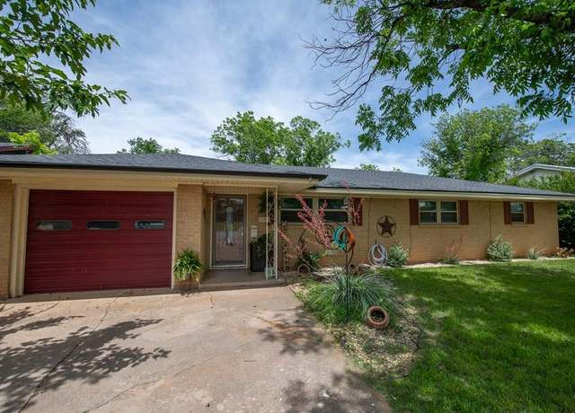 Property at 1605 E Thirteenth, Sweetwater, TX, 3 beds, 2.5 baths