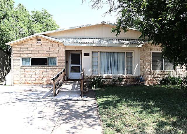Property at 1309 James St, Sweetwater, TX 79556, 3 beds, 2 baths