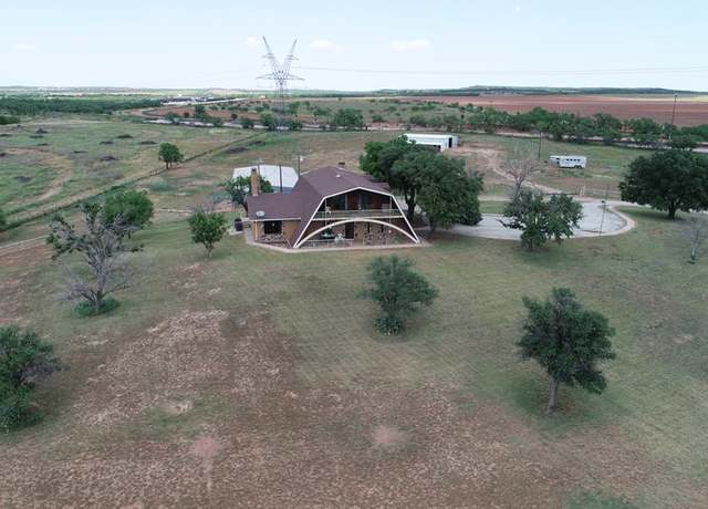 Property at 326 Cr 121, Sweetwater, TX 79556, 4 beds, 2 baths