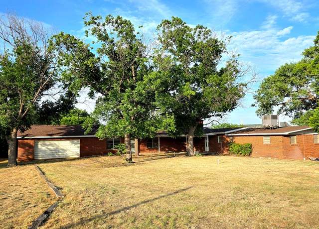 Property at 360 County Road 249, Sweetwater, TX, 3 beds, 3 baths