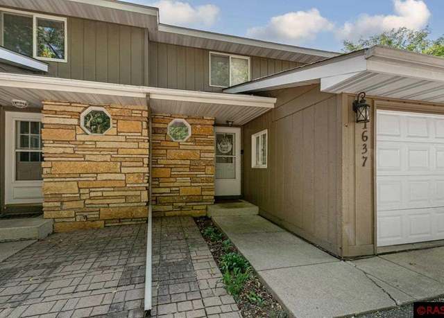 Property at 1637 James Dr, North Mankato, MN 56003, 4 beds, 2.5 baths