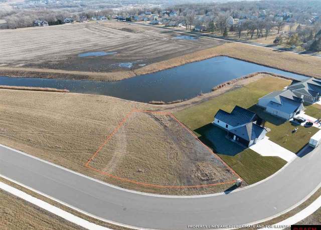 Property at 2116 Deerwood Dr, North Mankato, MN 56003