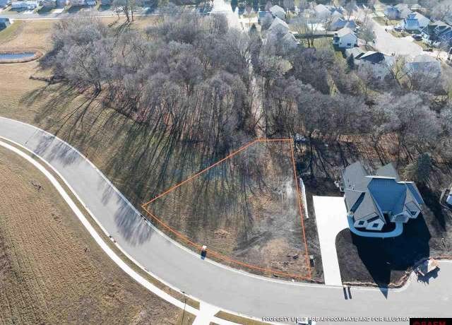 Property at 31 South Pointe Ct, North Mankato, MN 56003