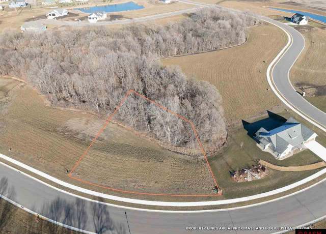 Property at 14 South Pointe Ct, North Mankato, MN 56003