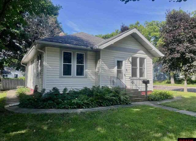 Property at 326 W Wabasha St, Saint Peter, MN 56082, 2 beds, 1 bath