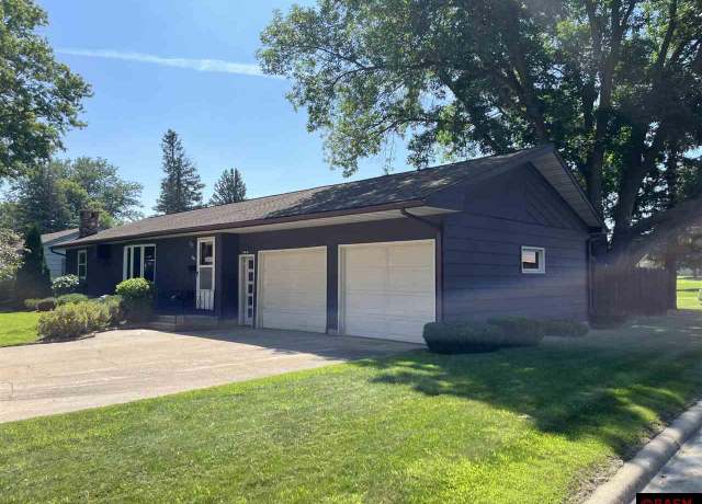Property at 200 S 10th Avenue Ave, St. James, MN 56081, 2 beds, 2 baths