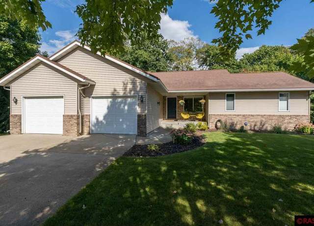 Property at 2327 Northridge Dr, North Mankato, MN 56003, 4 beds, 3 baths