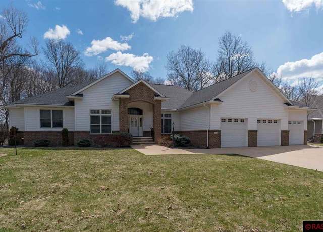 Property at 417 Diamond Creek Rd, Mankato, MN 56001, 5 beds, 3.5 baths