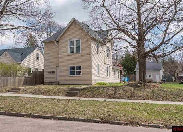 Property at 1531 N 2nd St, Mankato, MN 56001, 4 beds, 2 baths