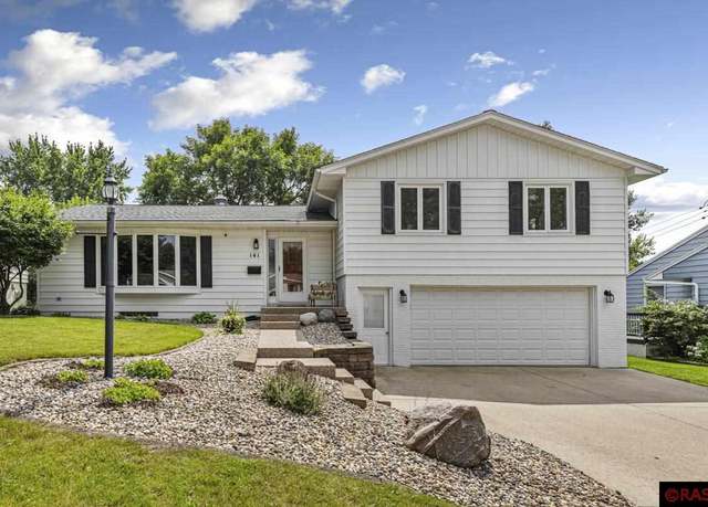 Property at 141 Atwood Dr, Mankato, MN 56001, 4 beds, 2.5 baths