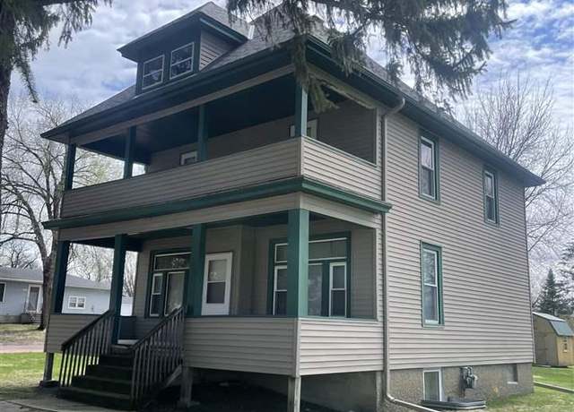 Property at 503 W 1st St, Janesville, MN 56048, 3 beds, 2 baths