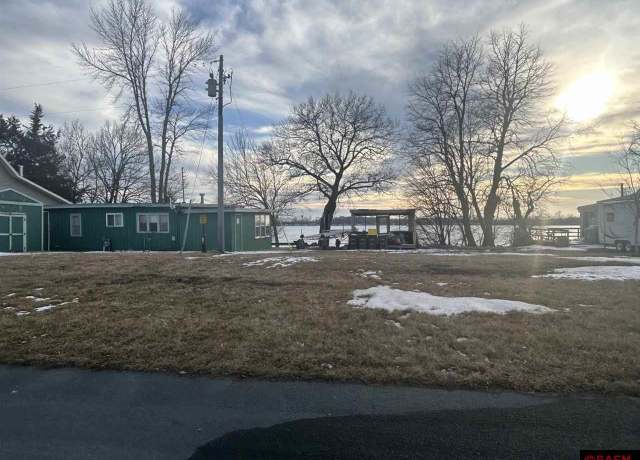 Property at 618 & 616 Doran Dr, Madison Lake, MN 56063