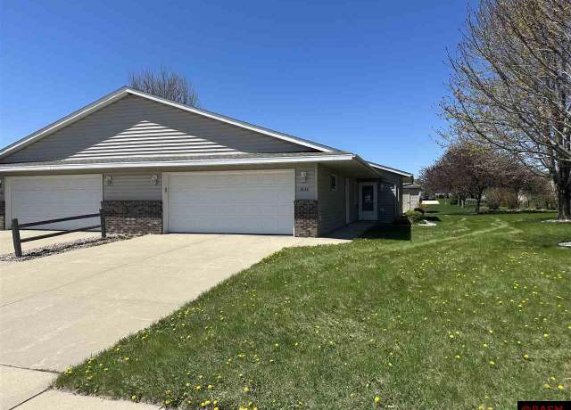 Property at 1442 N 7th St, New Ulm, MN 56073, 2 beds, 1.5 baths