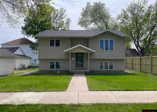 Property at 508 W Broadway Ave, St. Peter, MN 56082, 4 beds, 2 baths