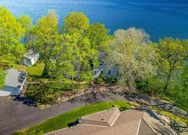 Property at 1520/1528 Squirrels Nest Rd, Kasota, MN 56050, 3 beds, 2.5 baths
