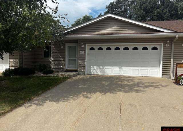 Property at 2055 Pratt Cir, St. Peter, MN 56082, 2 beds, 2 baths
