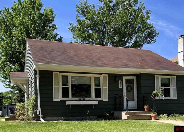 Property at 419 N Franklin St, New Ulm, MN 56073, 2 beds, 1 bath