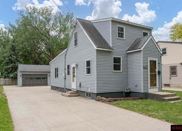 Property at 545 Monroe Ave, North Mankato, MN 56003, 3 beds, 2 baths