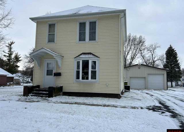 Property at 233 NE Buck Ave, Madelia, MN 56062, 2 beds, 2 baths