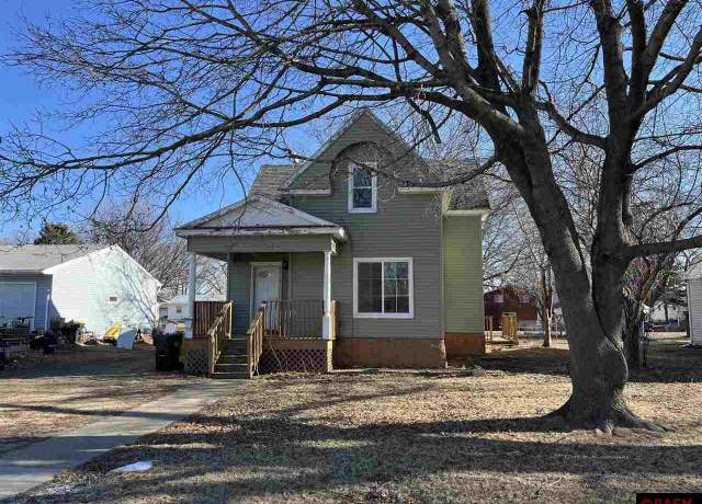 Property at 1012 Armstrong Blvd North Blvd, St. James, MN 56081, 3 beds, 1 bath