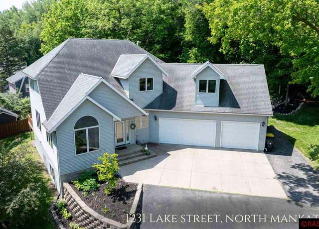 Property at 1231 Lake St, North Mankato, MN 56003, 4 beds, 3.5 baths