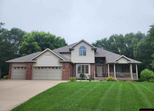 Property at 200 Mayan Way, Mankato, MN 56001, 4 beds, 2.5 baths