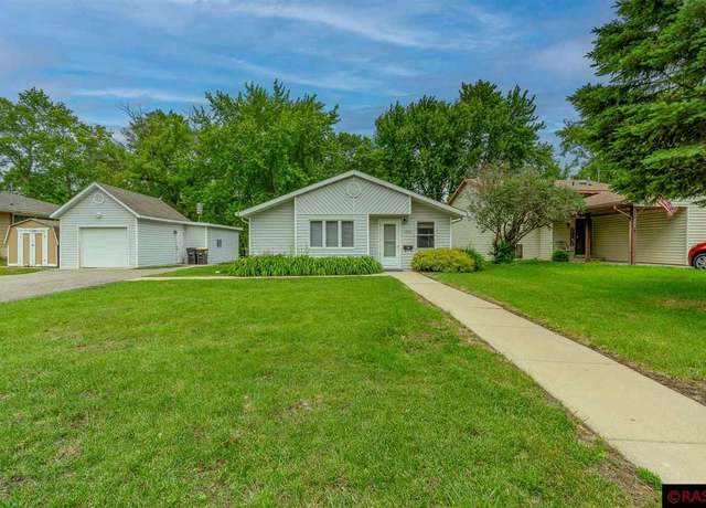 Property at 208 Leray Ave, Eagle Lake, MN 56024, 2 beds, 1 bath