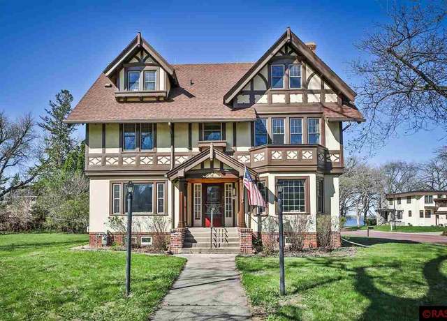 Property at 929 E Elm Ave, Waseca, MN 56093, 6 beds, 2 baths