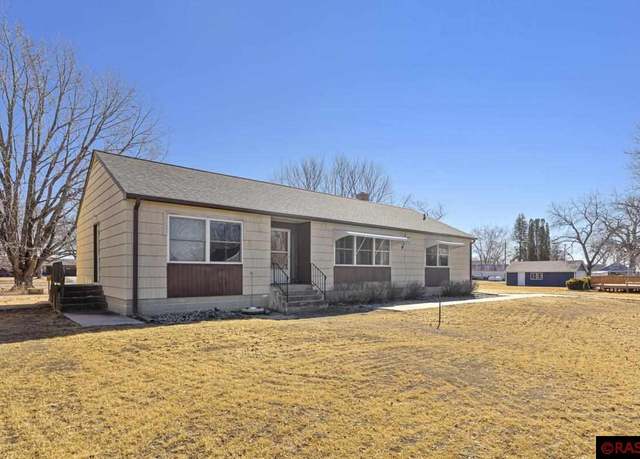 Property at 223 N 3rd Ave, Waldorf, MN 56091, 4 beds, 2 baths
