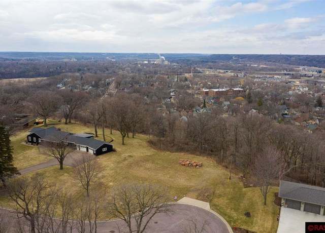 Property at 26 Sumner Hills Rd, Mankato, MN 56001