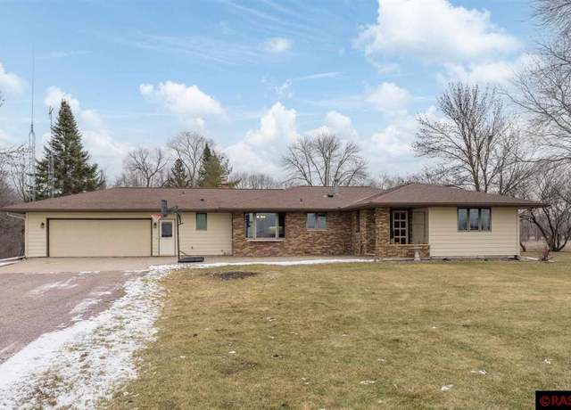 Property at 51671 Lor Ray Dr, North Mankato, MN 56003, 4 beds, 3 baths