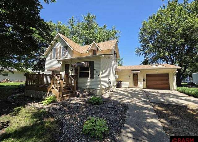 Property at 402 E 2nd Street St, Delavan, MN 56023, 3 beds, 1 bath