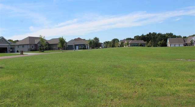 Photo of 116 South Brook Way, Mankato, MN 56001