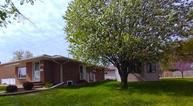 Photo of 608 E Main St, Sleepy Eye, MN 56085
