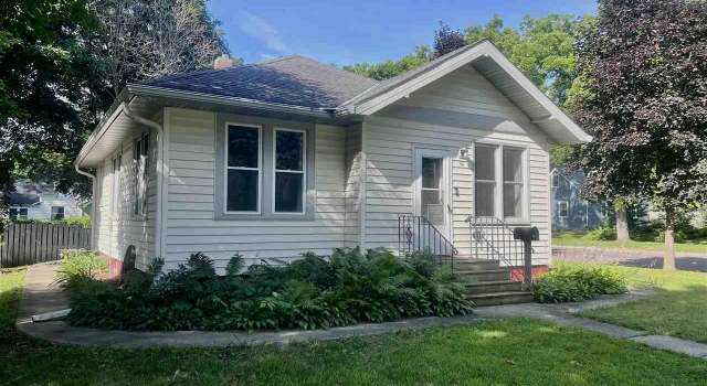 Photo of 326 W Wabasha St, Saint Peter, MN 56082