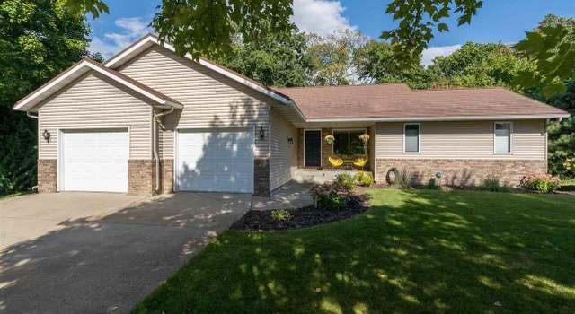 Photo of 2327 Northridge Dr, North Mankato, MN 56003