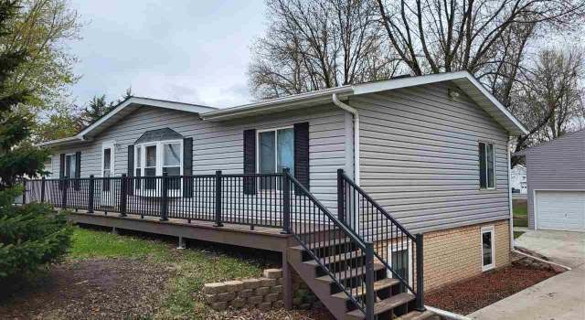 Photo of 302 NE 8th Ave, Mapleton, MN 56065
