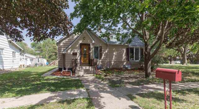 Photo of 103 N Thompson St, Delavan, MN 56023